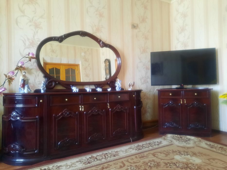 Продам гарнитур в гостиную (ЦЕНА ДОГОВОРНАЯ)