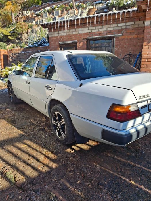 Продам Мерседес 124 кузов