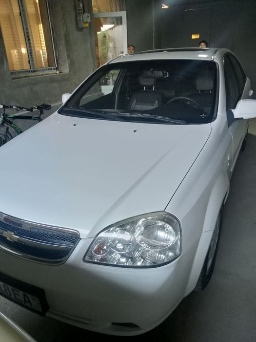 Ласетти сотилади ёки бартер мошинага