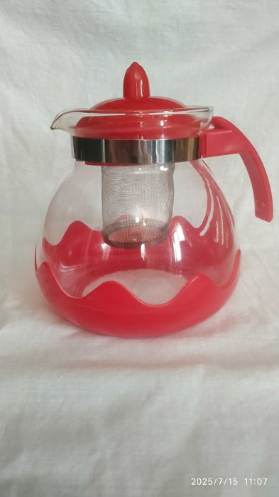 Чайник 1,5 л новый