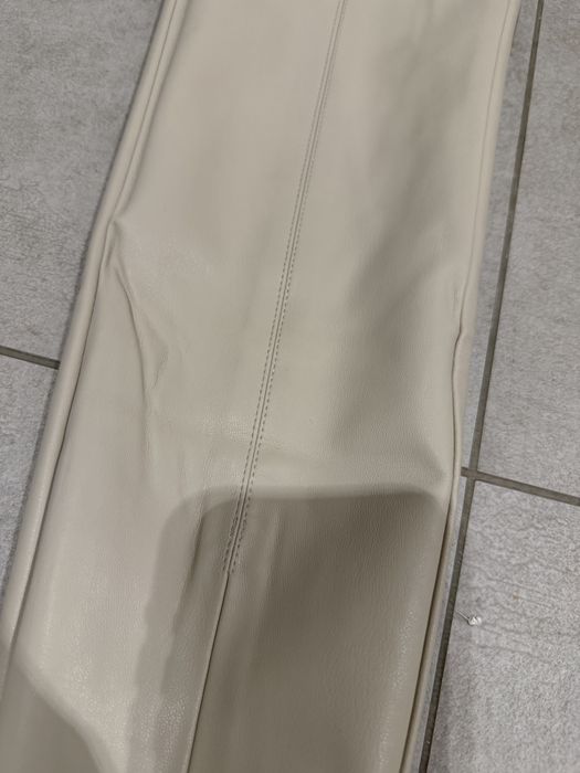 Бежов кожен клин Zara
