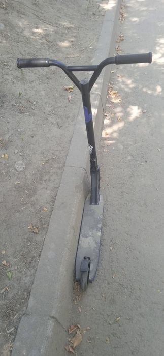 Продам трюковой самокат