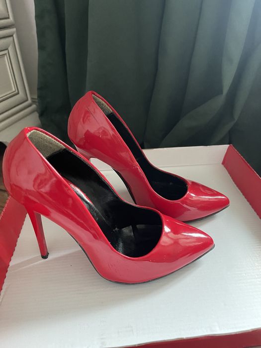 Официални  дамски обувки