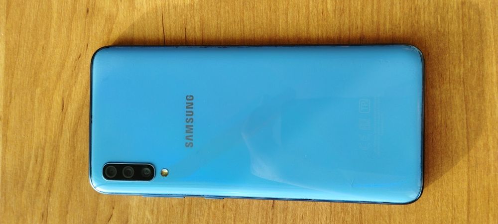 Samsung A70 sotiladi