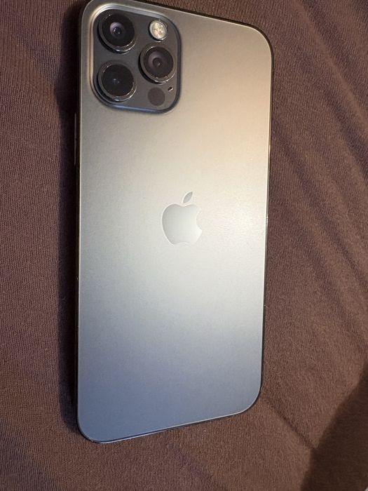 Iphone 12 pro +AirPods Pro