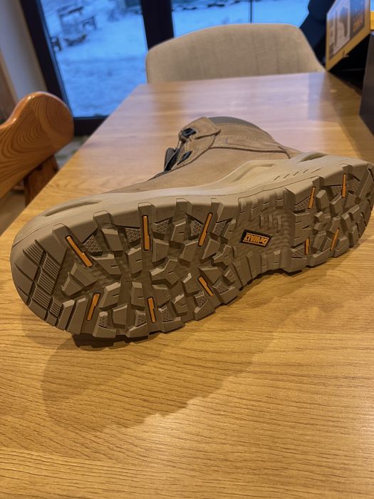 Bocanci de munca DeWalt