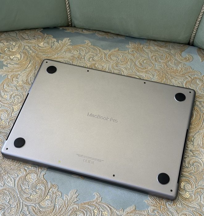 Macbook Pro 14 M1 Pro, 16/512GB, Идеал!