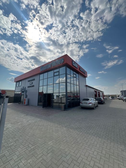 Современный офис в автокомплексе Master Drive | Валиханова, 195М