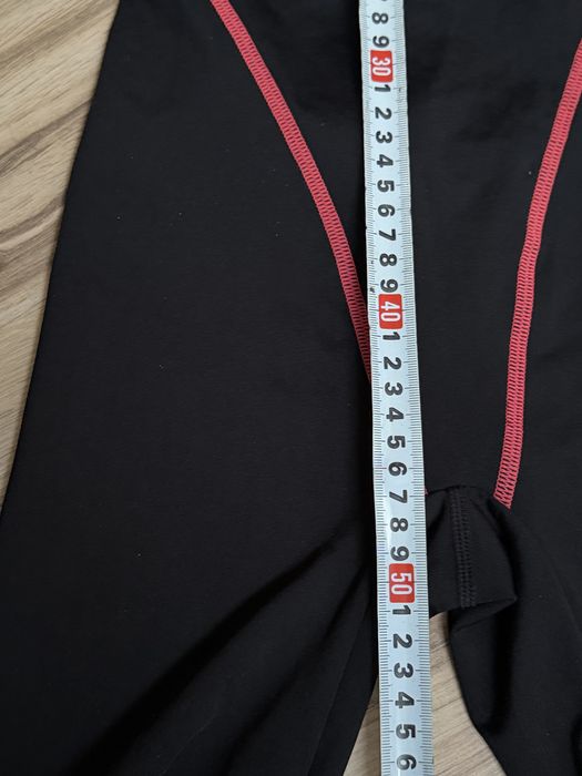 Оригинален професионален Баски костюм Adidas 11-12 г !