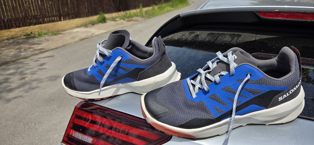 Adidasi alergare Salomon si adidasi baschet Nike