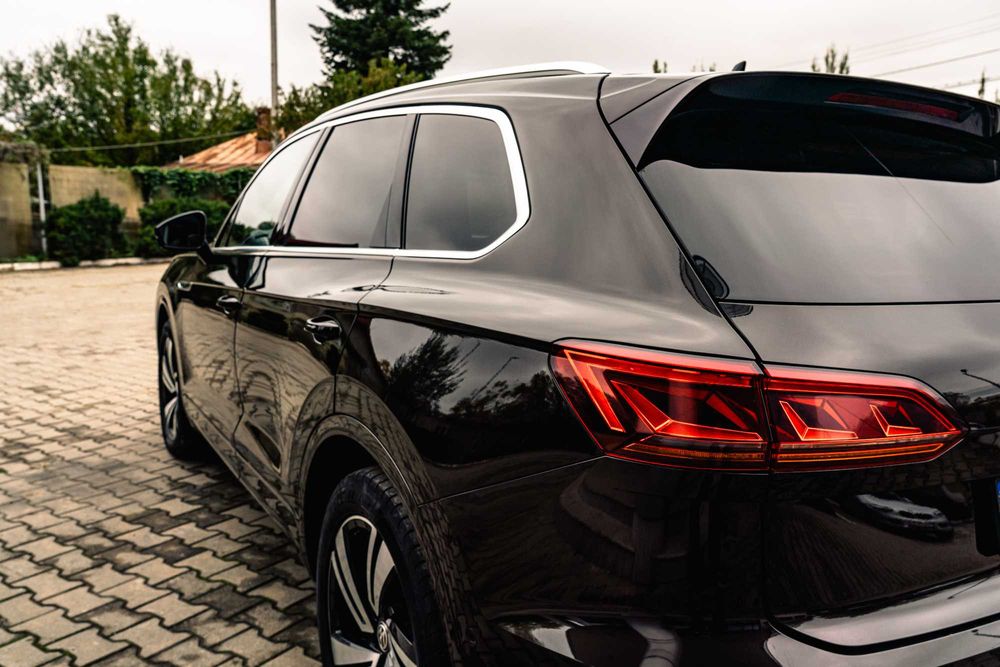 VW Touareg R Line   2020   primul proprietar