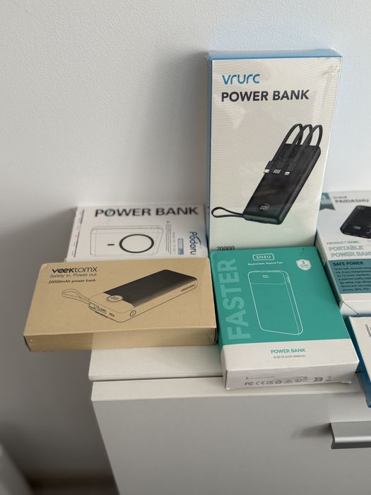 Baterii externe - / Fast Charge - Noi / Sigilate - 10000/2000 mah