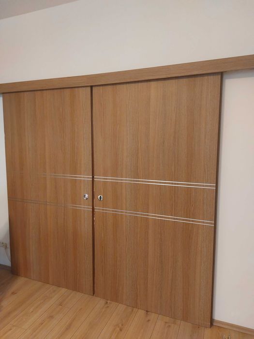 Vand set usi glisante pt casa