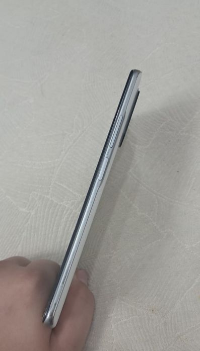 Продам POCO F3 128/6