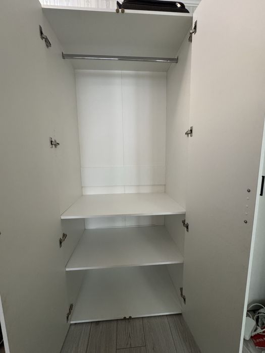 Распашной шкаф четырех дверний