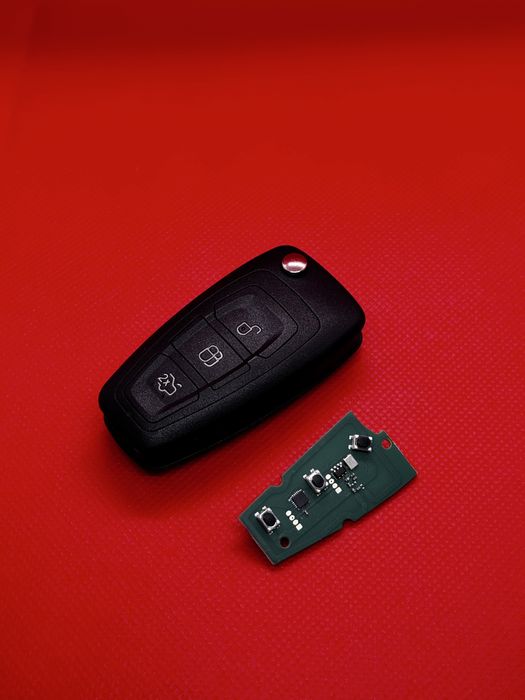 Copiere și programare chei Ford – model nou, 3 butoane, rapid gatantie