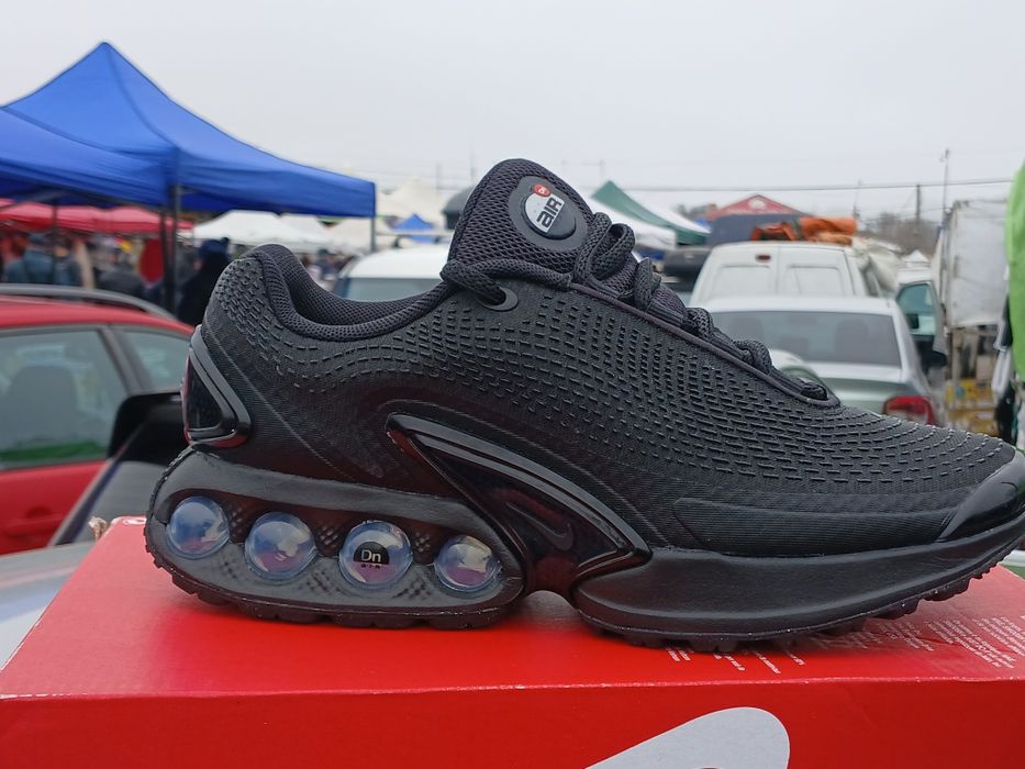 Adidași Nike air max dn originali