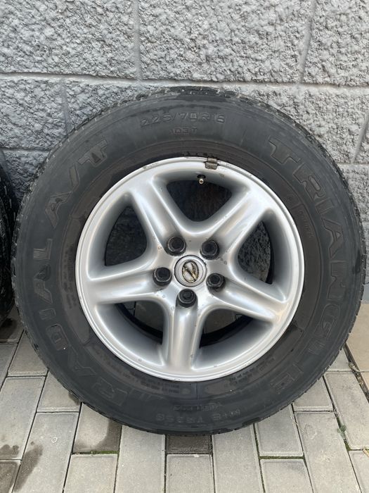 Продам Диск с шиной 225/70/16