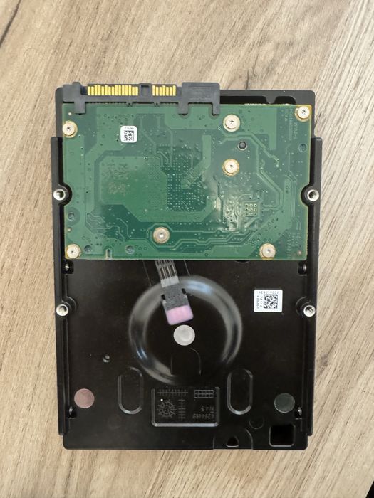 HPE 2TB SAS диск