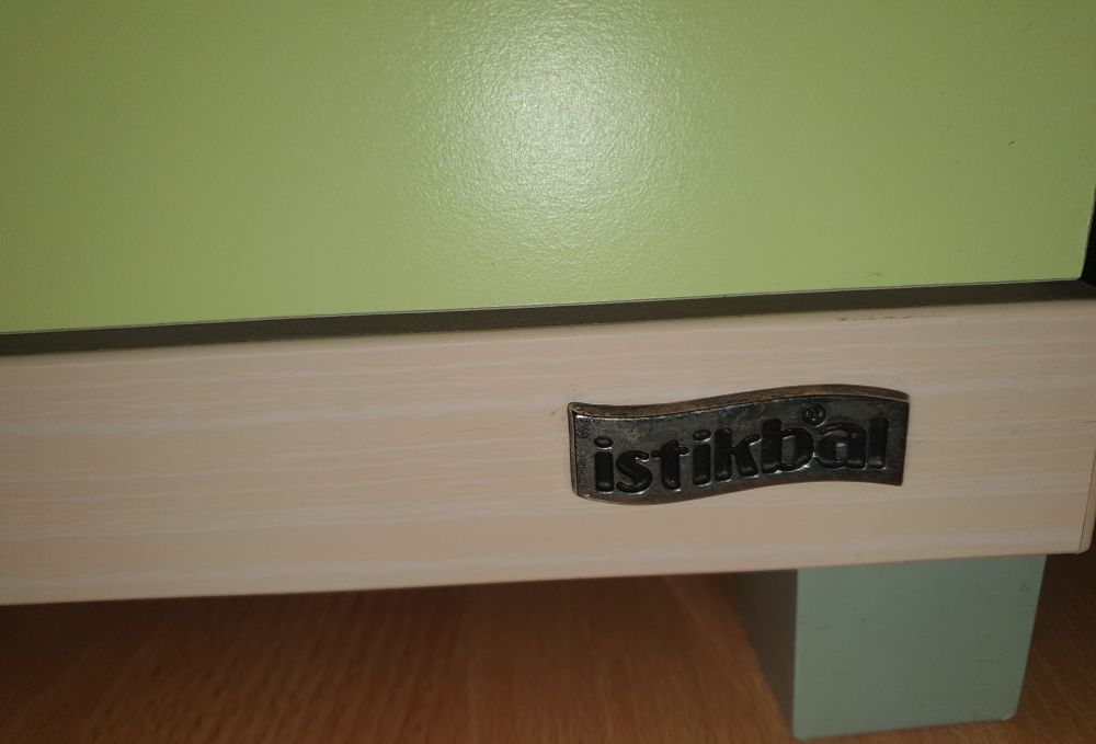 Продам турецкий письменный стол ISTIKBAL