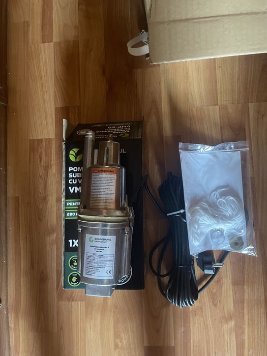 Pompa submersibila noua,sigilata in cutie