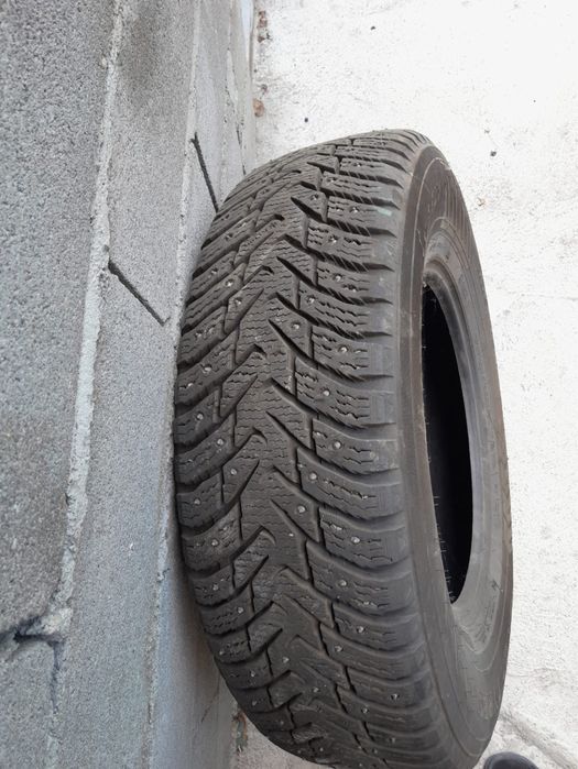 Зимние шины автомобиля