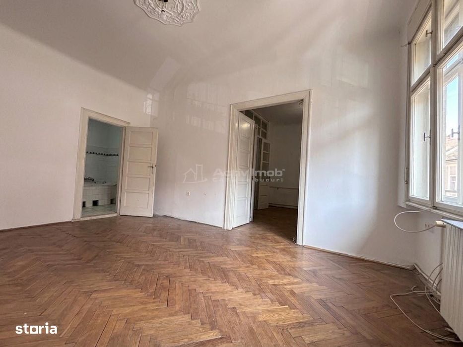 Apartament ultracentral 72 mp - etaj 1- boxa 25 mp