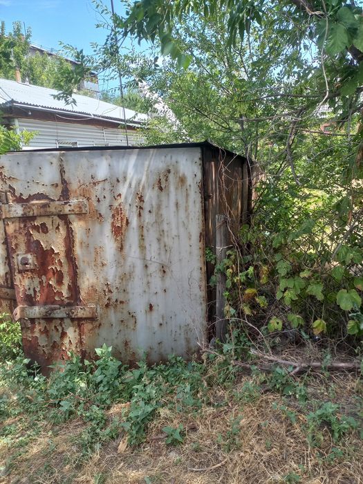 Продам гараж 5на 3 срочно