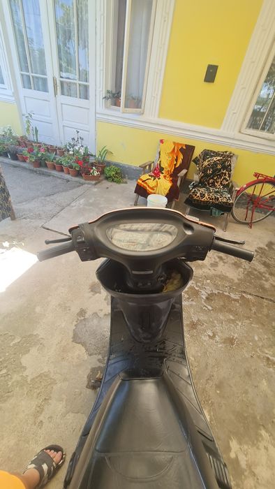 Vând scuter kymco movie 125 4t
