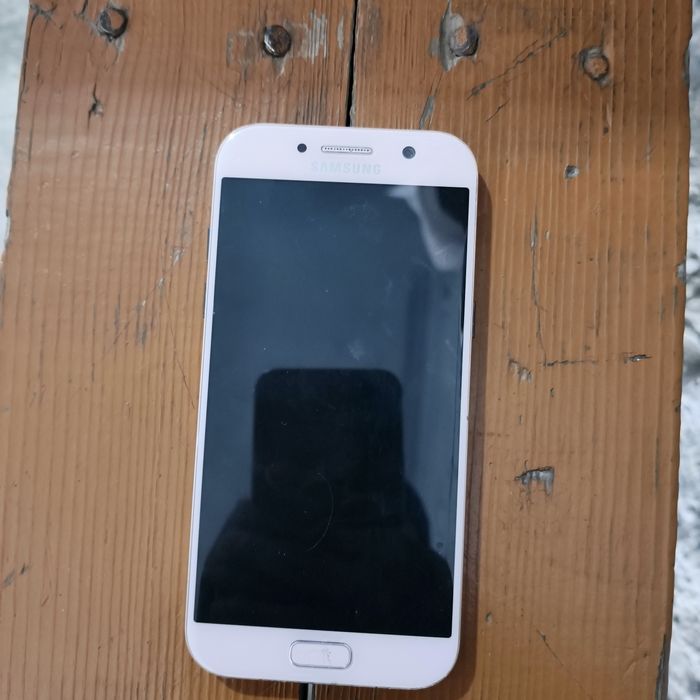 Samsung a5 2017 holati ideal hamma joyi radnoy