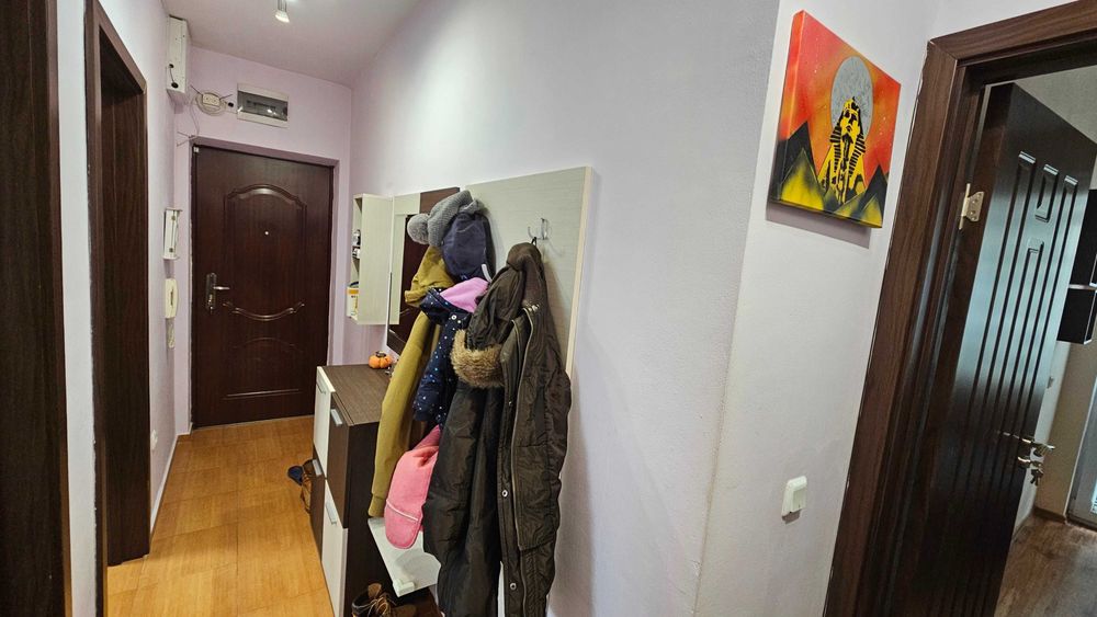 Продава се Тристаен апартамент в Варна, Колхозен пазар - 75 кв.м за 1946 €/кв.м - Снимка #5