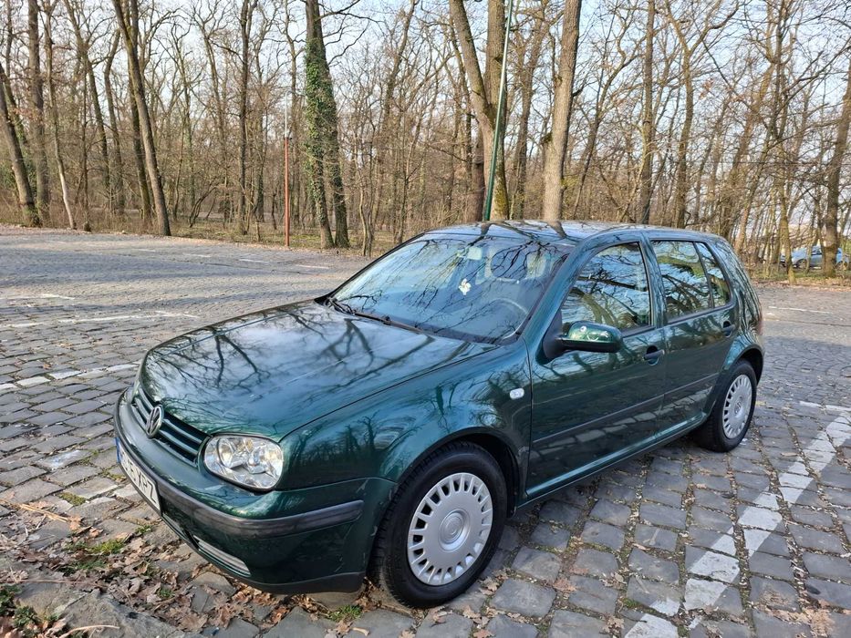 Vand VW Golf 4 1,6 benzina