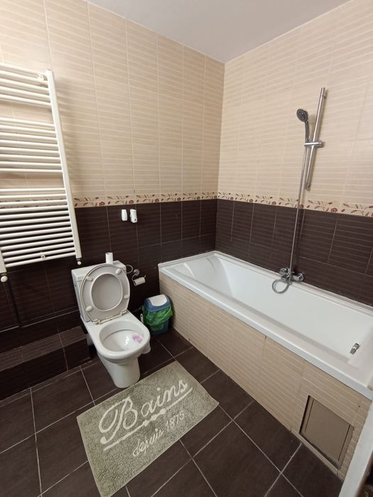 Proprietar, inchiriez apartament 2 camere, Bucium, loc de parcare