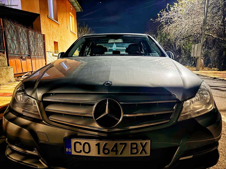 Решетка за mercedes w204 facelift