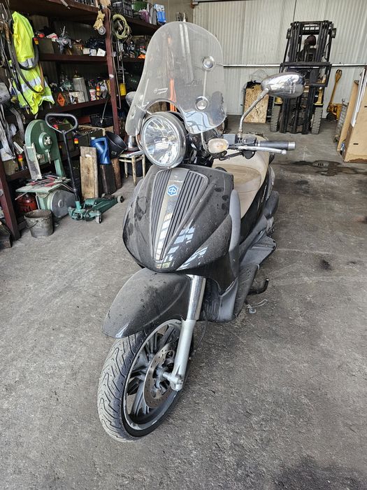 Maxiscooter  Piaggio Beverly Cruiser  500