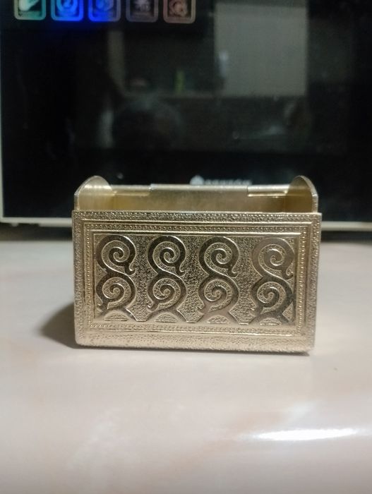Продам шкатулку антикварное