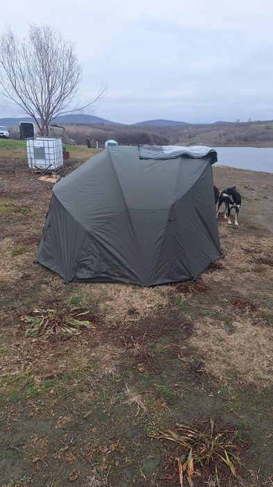Шаранджийска палатка за къмпинг и риболов