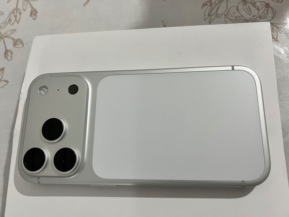 iPhone 17 pro 256 gb