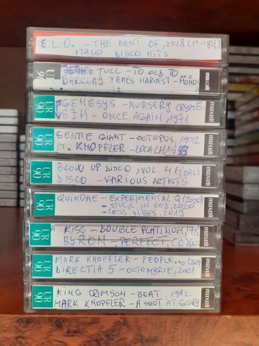 Lot 9 bucati casete audio Maxell UR, UD inregistrate rock pop
