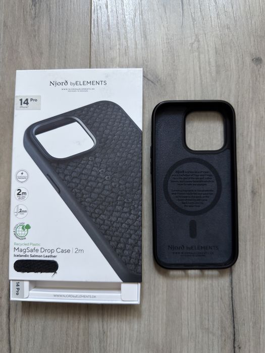 Husa Njord iPhone 14 Pro