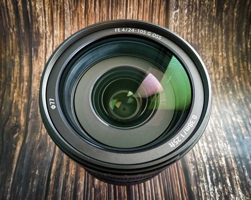 Обектив Sony 24-105mm f/4 G OSS - КАТО НОВ!