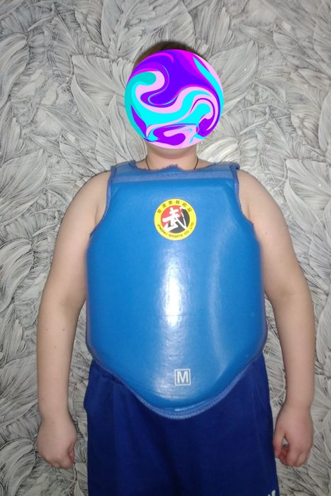 Продам спортивный  жилет