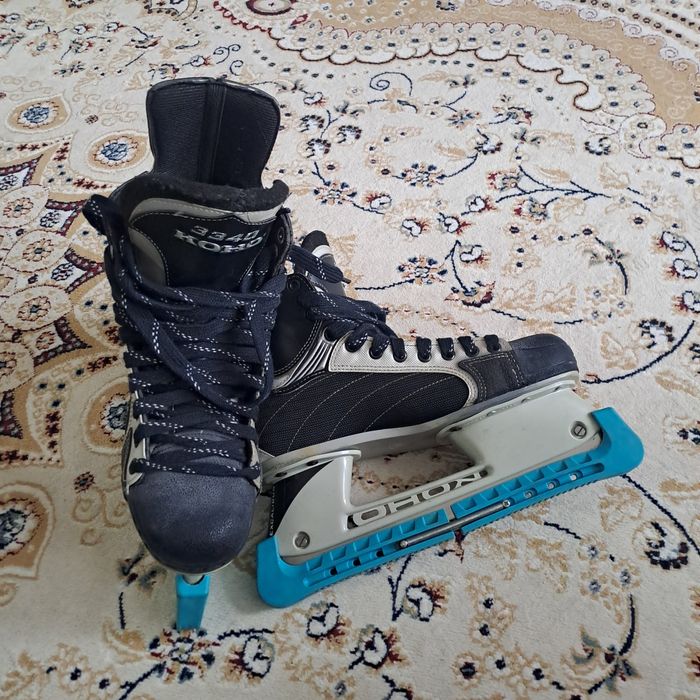 Продам мужские коньки