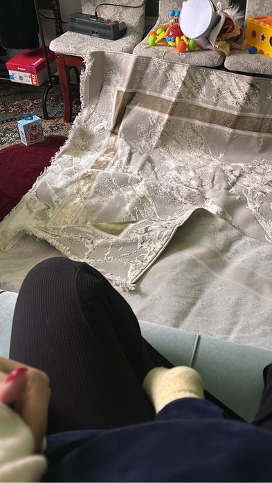 Продам новый ковер 2,5*3,5