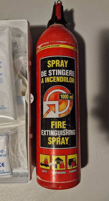 Set trusa auto: Trusa medicala + Extinctor (expirate)