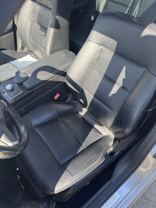Черен кожен салон с подгрев и памет за Mercedes W212 комби