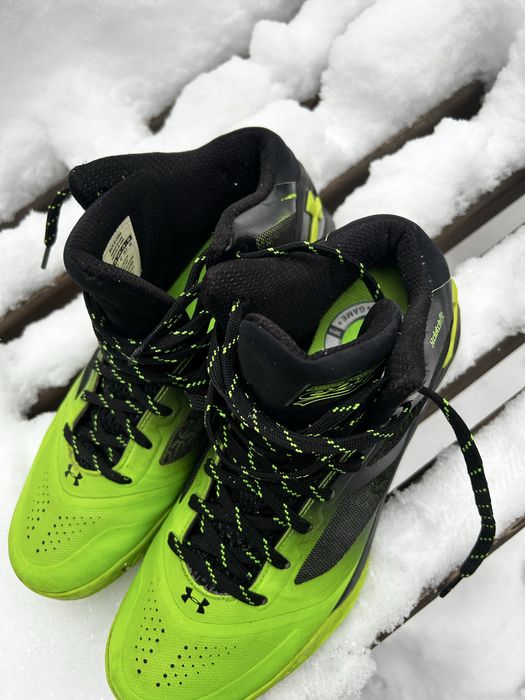 кроссовки Under armor 40 размер