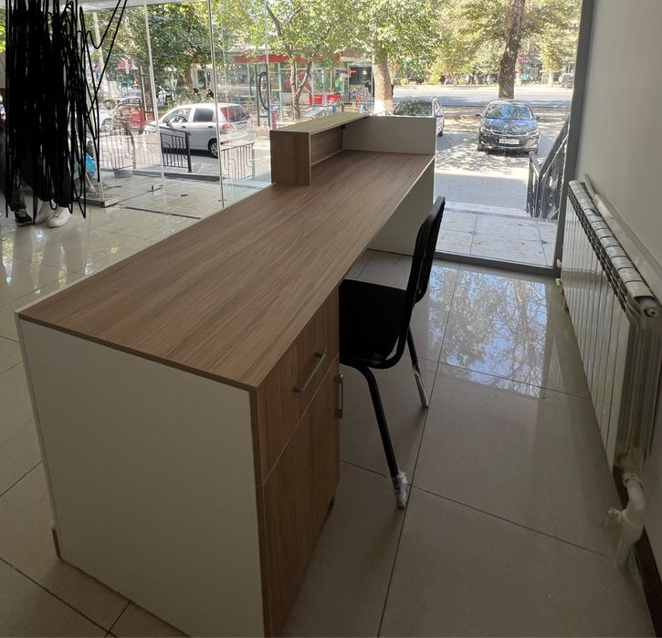 Resepshn stoyka ресепшн