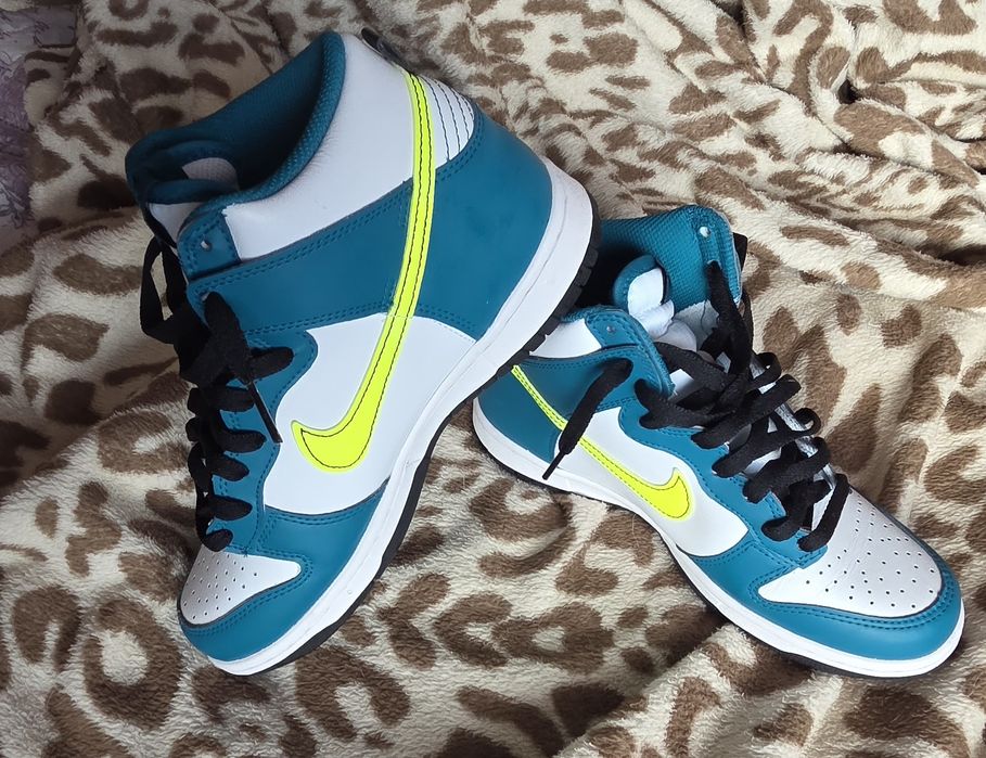 Високи кецове Nike ,38,5 номер