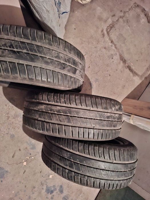 Гуми 215/55 R16,Щора,Болтове